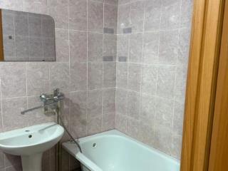 1-комн. квартира, 30 м², 3/3 этаж