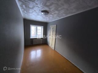 2-комн. квартира, 42 м², 2/4 этаж