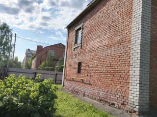  дом, 305 м², 15 соток