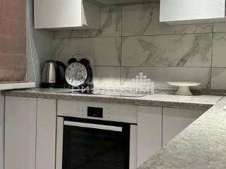 3-комн. квартира, 60.1 м², 2/5 этаж