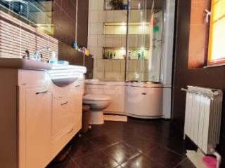 3-этажный дом, 260 м², 15 соток