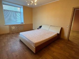 3-комн. квартира, 90.5 м², 2/4 этаж