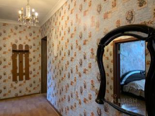 2-комн. квартира, 56 м², 2/5 этаж