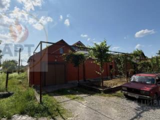 3-этажный дом, 333 м², 7 соток