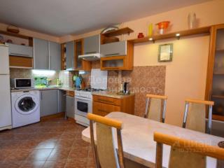 4-комн. квартира, 76.6 м², 2/5 этаж