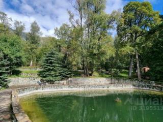 2-этажный дом, 1768.8 м², 100 соток