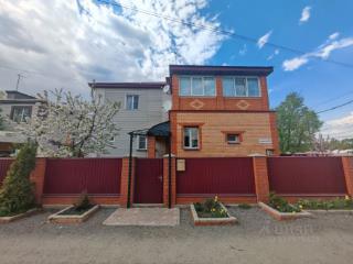 3-этажный коттедж, 250 м², 8 соток