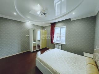 3-этажный дом, 190.5 м², 8 соток