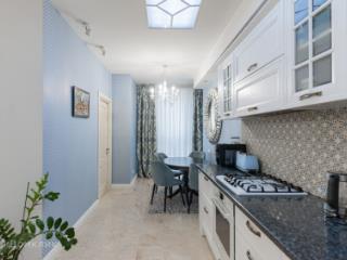 3-комн. квартира, 93.6 м², 3/5 этаж