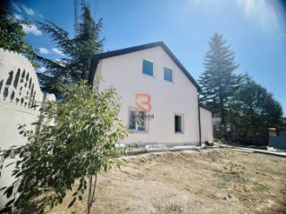 2-этажный дом, 120 м², 8.2 соток