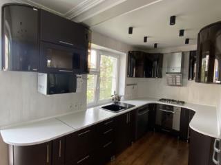 4-комн. квартира, 72 м², 3/5 этаж