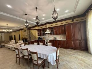 1-этажный дом, 1231 м², 28.43 соток