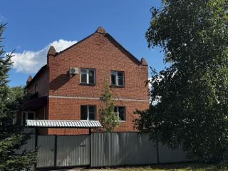  коттедж, 223.3 м², 15 соток