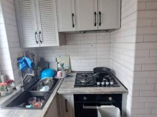 2-комн. квартира, 57 м², 2/5 этаж