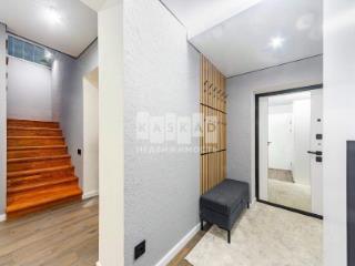 3-этажный дом, 160 м²