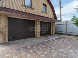 3-этажный дом, 495 м², 20 соток