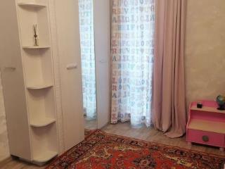 2-комн. квартира, 76 м², 7/11 этаж