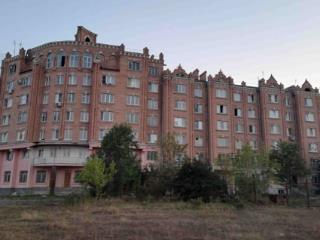 3-комн. квартира, 80.8 м², 2/6 этаж