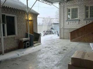 1-этажный дом, 270 м², 17 соток