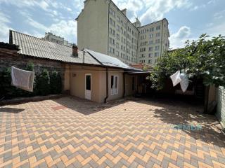 2-этажный дом, 200 м², 4 сотки