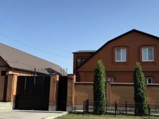  дом, 280 м², 13 соток