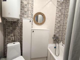 2-комн. квартира, 42 м², 3/5 этаж