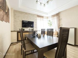 4-комн. квартира, 134.8 м², 2/4 этаж