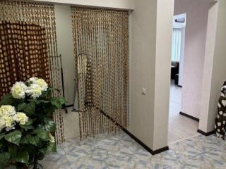  дом, 178.6 м², 15 соток