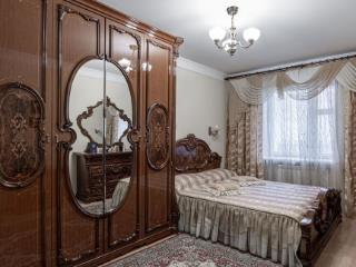 5-комн. квартира, 180 м², 1/8 этаж