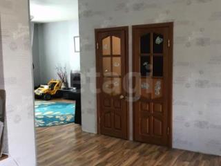 3-этажный дом, 303 м², 10 соток