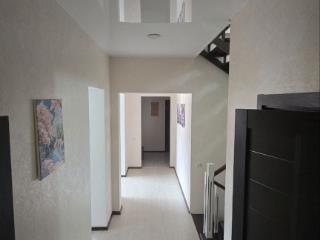  дом, 178.6 м², 15 соток