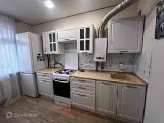 2-комн. квартира, 49.2 м², 3/3 этаж