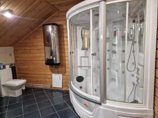 2-этажный дом, 213 м², 25 соток