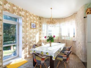 2-этажный дом, 214.3 м², 830 соток