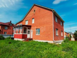 3-этажный дом, 323.7 м², 12 соток