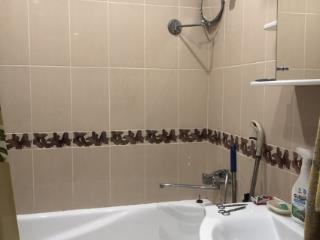 2-комн. квартира, 49 м², 9/10 этаж