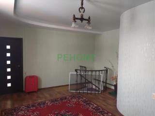 3-этажный коттедж, 357 м², 4 сотки