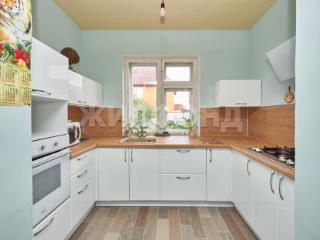  дом, 169.9 м², 7.46 соток