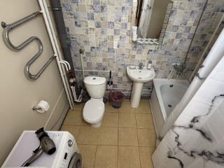 2-комн. квартира, 58 м², 3 этаж