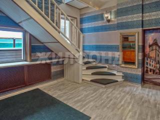  дом, 340 м², 7.6 соток