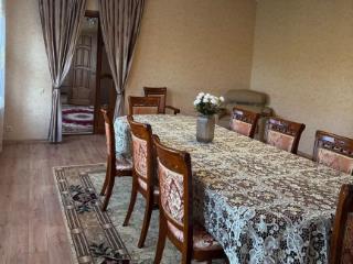  дом, 250 м², 20 соток