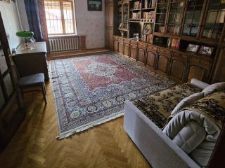  дом, 450 м², 18 соток