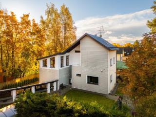 2-этажный дом, 317 м², 10 соток