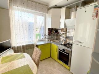 2-комн. квартира, 46 м², 3/9 этаж