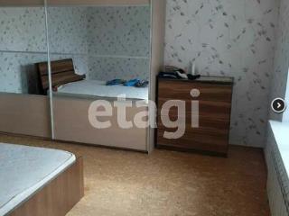 3-этажный дом, 360 м², 10.89 соток