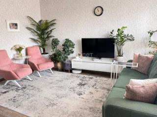 3-комн. квартира, 90 м², 9/23 этаж
