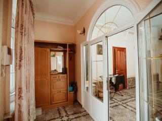 4-этажный дом, 539 м², 8 соток