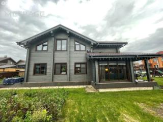 2-этажный дом, 318 м², 10.2 соток