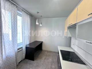 2-комн. квартира, 65 м², 7/15 этаж