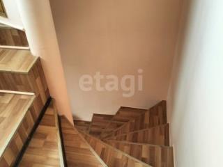 3-этажный дом, 500.3 м², 10.4 соток